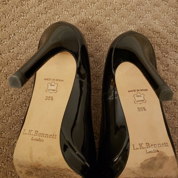 L.K. Bennet Black patent pumps - Picture 4 of 5